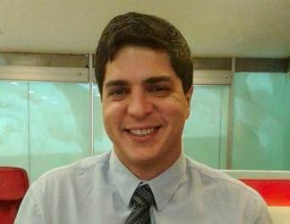 corretor(a) Alexandre Fregonesi